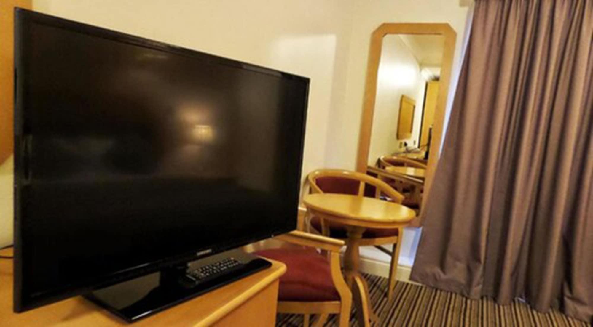 Parkside International Hotel Reading Buitenkant foto